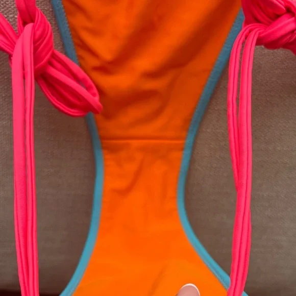 Superdown Vibrant Orange and Pink Bikini Set size XS/S - Picture 9 of 9